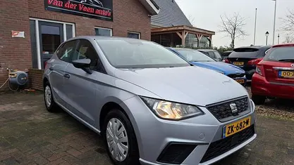 Grijs (metallic) Occasion 2018 Seat Ibiza Reference Hatchback | € 9.999 (Eerlijke prijs)