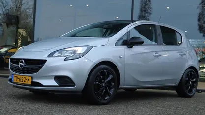 Grijs Occasion 2018 Opel Corsa Edition Hatchback | € 10.900 (Eerlijke prijs)