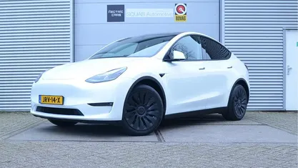 Wit Gebruikt 2024 Tesla Model Y Long Range AWD SUV | € 39.999 (Eerlijke prijs)
