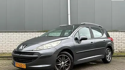 Grijs Gebruikt 2008 Peugeot 207 Stationwagen | € 1.750 (Eerlijke prijs)