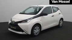 Gebruikt 2017 Toyota Aygo Hatchback | € 9.245 (Eerlijke prijs)