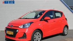 Tomato red Gebruikt 2020 Hyundai i10 Comfort Hatchback | € 9.945 (Goede deal)