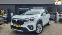 Wit Gebruikt 2022 Suzuki SX4 S-Cross SUV | € 24.450 (Eerlijke prijs)