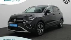 Zwart, metallic lak Gebruikt 2024 VW T-Cross Style SUV | € 29.950 (Eerlijke prijs)