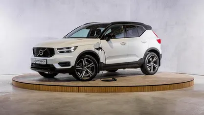 Occasion 2020 Volvo XC40 R-Design SUV | € 31.490 (Eerlijke prijs)