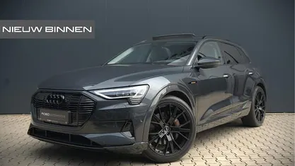 Gebruikt 2020 Audi e-tron Black Edition SUV | € 24.740 (Super prijs)