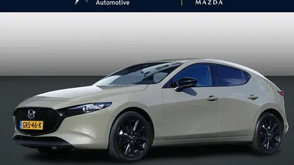 Geel Occasion 2024 Mazda 3 Homura-Line Hatchback | € 29.925 (Super prijs)