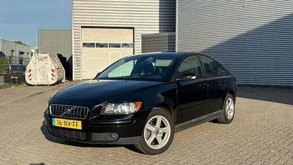 Occasion Volvo S40 140 PK (102 kW) 2004 Zwart Sedan