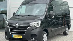 Zwart Gebruikt 2021 Renault Master Van | € 17.607 (Eerlijke prijs)