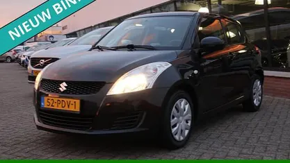 Zwart Occasion 2011 Suzuki Swift Comfort Hatchback | € 5.450 (Eerlijke prijs)