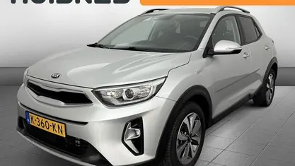 Gebruikt 2021 Kia Stonic SUV | € 17.450 (Eerlijke prijs)