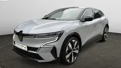 Grijs Gebruikt 2023 Renault Mégane Techno Hatchback | € 29.095 (Eerlijke prijs)