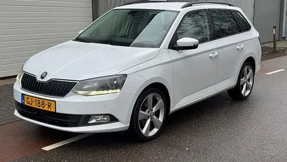 Occasion 2015 Skoda Fabia Style Stationwagen | € 6.750 (Eerlijke prijs)