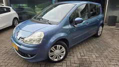 Blauw, metallic lak Gebruikt 2011 Renault Grand Modus Exception MPV | € 4.450 (Eerlijke prijs)