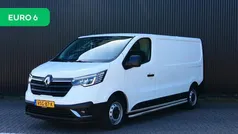Blanc glacier (licht wit) Gebruikt 2022 Renault Trafic Komfort Van | € 20.895 (Eerlijke prijs)
