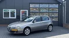Grijs Gebruikt 2007 Alfa Romeo 147 Hatchback | € 3.750 (Eerlijke prijs)