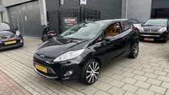 Zwart Gebruikt 2010 Ford Fiesta Titanium Hatchback | € 3.499 (Eerlijke prijs)