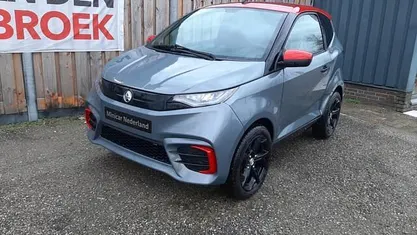 Nieuw Aixam City Sport 2026 Grijs Hatchback