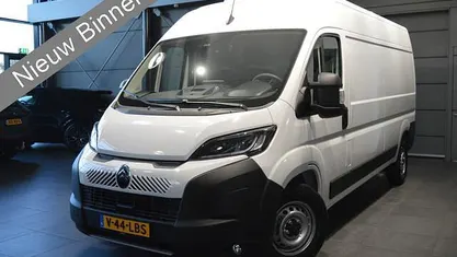 Wit Gebruikt 2024 Citroën Jumper MPV | € 30.950 (Goede deal)