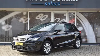 Zwart Gebruikt 2022 Seat Ibiza Business Hatchback | € 14.950 (Eerlijke prijs)