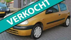 Geel Gebruikt 1999 Renault Clio II Hatchback | € 650 (Eerlijke prijs)