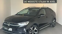 Zwart, metallic lak Gebruikt 2024 VW Taigo Business SUV | € 26.950 (Eerlijke prijs)