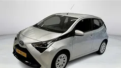 Grijs Gebruikt 2018 Toyota Aygo X-play Hatchback | € 12.945 (Eerlijke prijs)