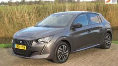 Grijs Gebruikt 2023 Peugeot 208 Allure Hatchback | € 16.450 (Eerlijke prijs)