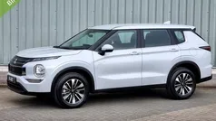 Wit Nieuw 2025 Mitsubishi Outlander SUV | € 50.390 (Eerlijke prijs)