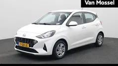 Wit Gebruikt 2023 Hyundai i10 Comfort Hatchback | € 15.945 (Eerlijke prijs)