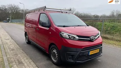 Gebruikt 2016 Toyota Proace Comfort MPV | € 7.750 (Eerlijke prijs)