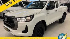 Wit Nieuw 2024 Toyota HiLux Comfort Pickup | € 38.500 (Eerlijke prijs)