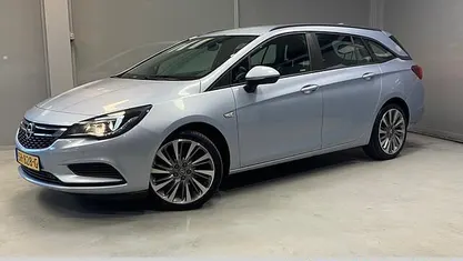 Grijs Occasion 2018 Opel Astra Edition Stationwagen | € 9.400 (Eerlijke prijs)