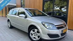 Grijs Gebruikt 2006 Opel Astra Edition Hatchback | € 1.248 (Eerlijke prijs)