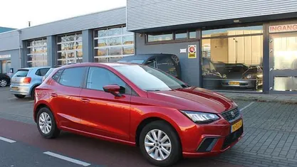 Occasion 2021 Seat Ibiza Business Hatchback | € 14.999 (Goede deal)
