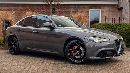 Grijs Gebruikt 2019 Alfa Romeo Giulia Veloce Sedan | € 29.950 (Goede deal)