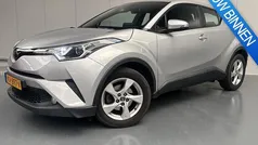 Gebruikt 2016 Toyota C-HR SUV | € 17.900 (Eerlijke prijs)
