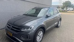 Gebruikt 2022 VW T-Roc Business SUV | € 28.950 (Eerlijke prijs)