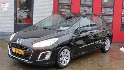 Occasion Peugeot 308 Active 120 PK (88 kW) 2013 Hatchback