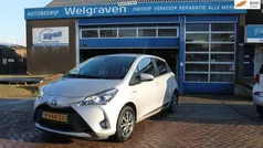 Grijs Gebruikt 2019 Toyota Yaris Hatchback | € 15.950 (Eerlijke prijs)