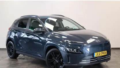 Blauw Gebruikt 2023 Hyundai Kona SUV | € 25.950 (Eerlijke prijs)