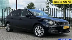 Gebruikt 2017 Peugeot 308 Hatchback | € 6.950 (Eerlijke prijs)