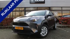 Grijs Gebruikt 2023 Toyota Yaris Cross Active SUV | € 27.950 (Eerlijke prijs)