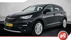 Zwart Gebruikt 2020 Opel Grandland X Innovation SUV | € 20.925 (Eerlijke prijs)