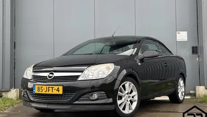 Occasion 2009 Opel Astra Cabriolet Cosmo Cabriolet | € 3.945 (Eerlijke prijs)