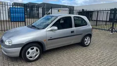 Grijs Gebruikt 2000 Opel Corsa Sport Hatchback | € 1.695 (Eerlijke prijs)