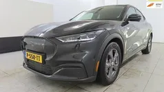 Grijs Gebruikt 2022 Ford Mustang Mach-E SUV | € 31.999 (Eerlijke prijs)