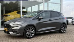 Grijs Gebruikt 2023 Ford Fiesta ST-Line Hatchback | € 19.490 (Eerlijke prijs)