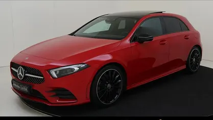 Rood, metallic lak Gebruikt 2019 Mercedes A220 Premium Plus Hatchback | € 26.945 (Eerlijke prijs)