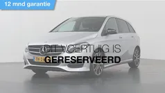 Grijs Gebruikt 2018 Mercedes B180 Ambition MPV | € 18.850 (Eerlijke prijs)